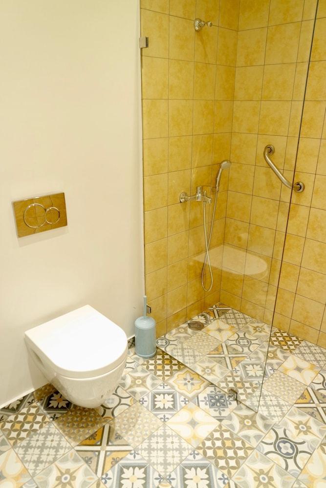 Hilton Area • Renovated Apt in central area Atena Exterior foto