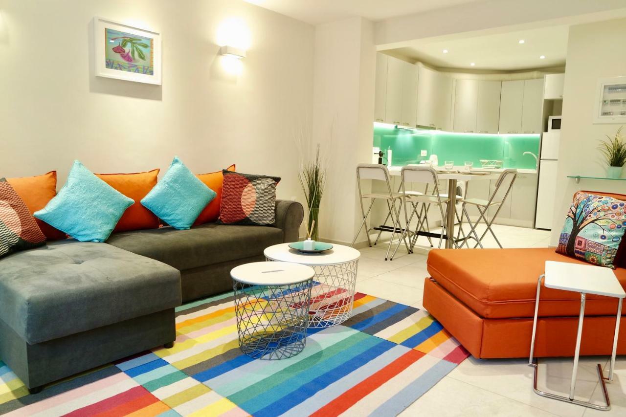 Hilton Area • Renovated Apt in central area Atena Exterior foto
