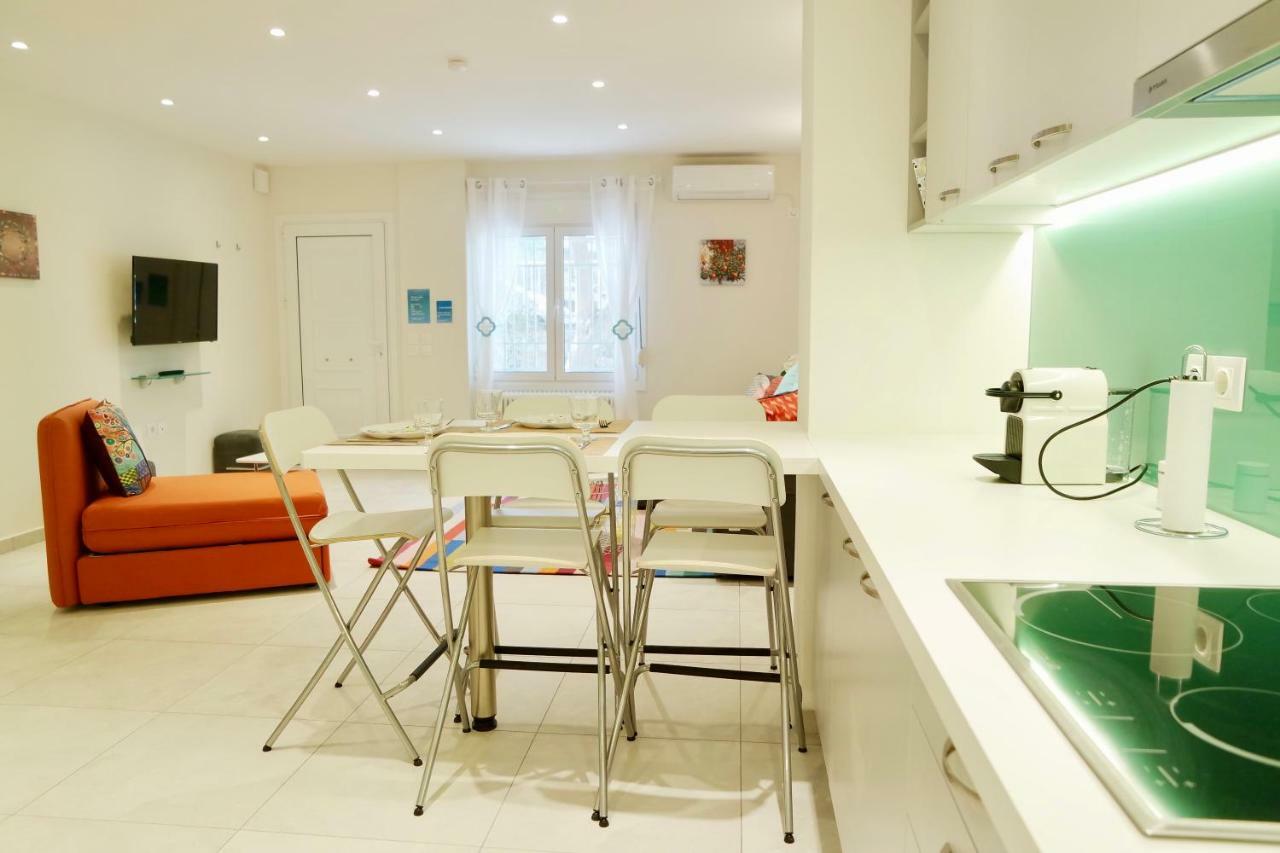 Hilton Area • Renovated Apt in central area Atena Exterior foto